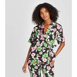 Who What Wear Floral True Wrap Short Sleeve Blouse Top Women's Size Medium